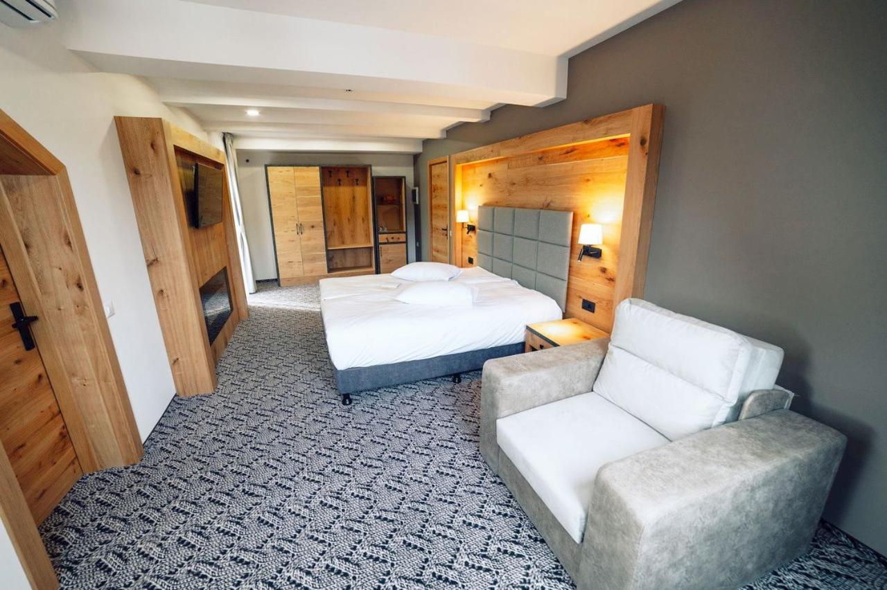 Popasul Domnesc- Resort& Spa- Voronet Vue ภายนอก รูปภาพ